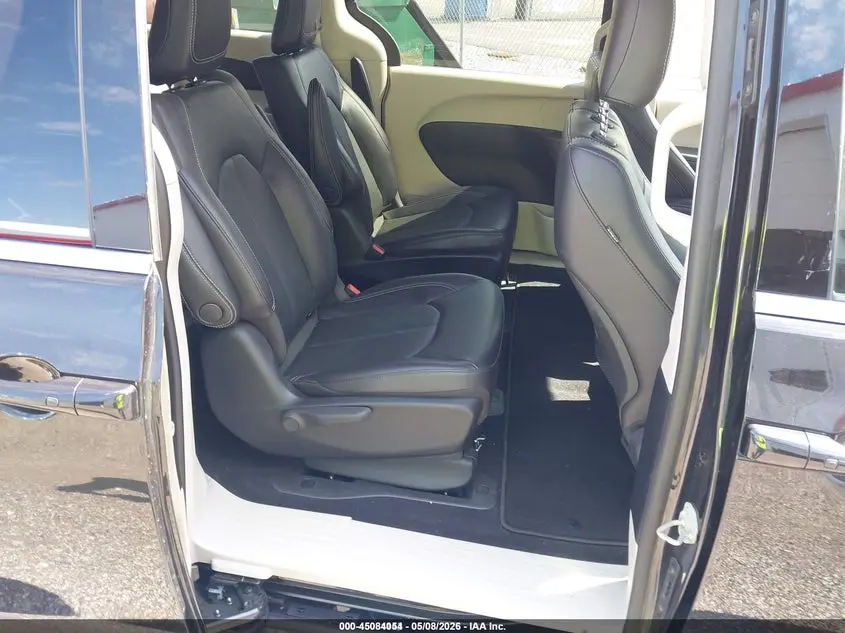 2022 CHRYSLER PACIFICA HYBRID TOURING L