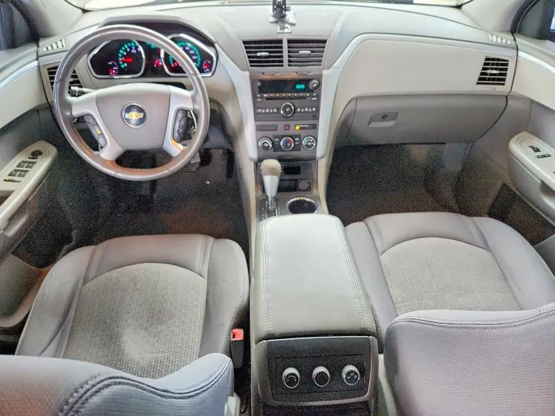 2011 CHEVROLET TRAVERSE LS  