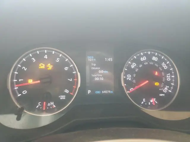 2021 TOYOTA RAV4 XLE  