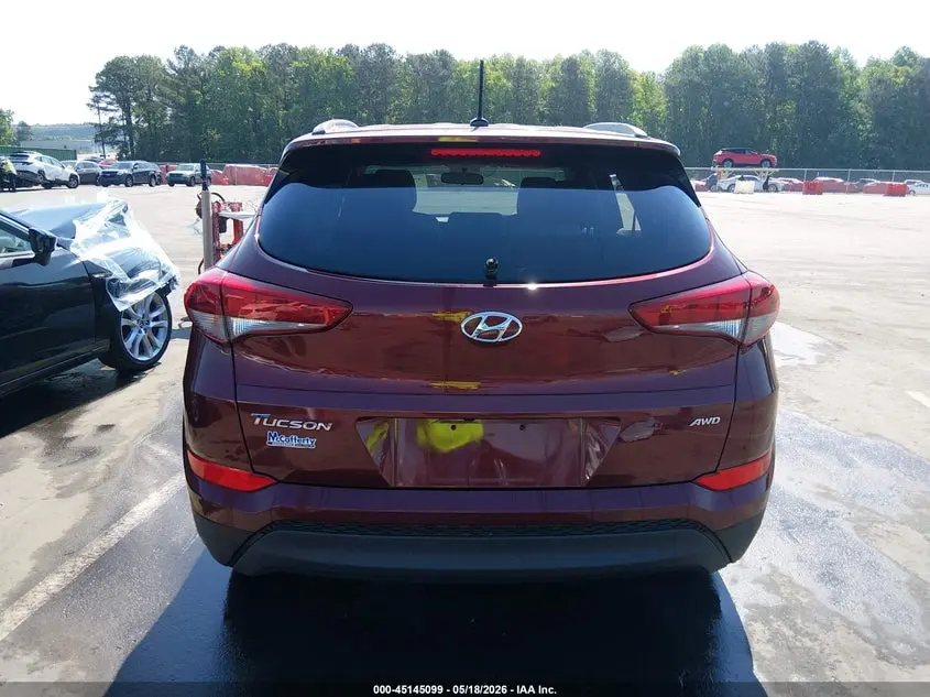 2017 HYUNDAI TUCSON SE