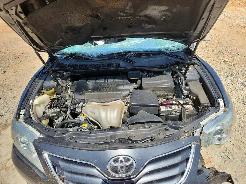 2011 TOYOTA CAMRY LE  