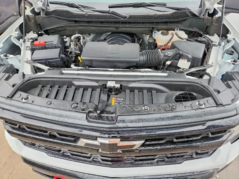 2024 CHEVROLET SILVERADO K1500 LT TRAIL BOSS  