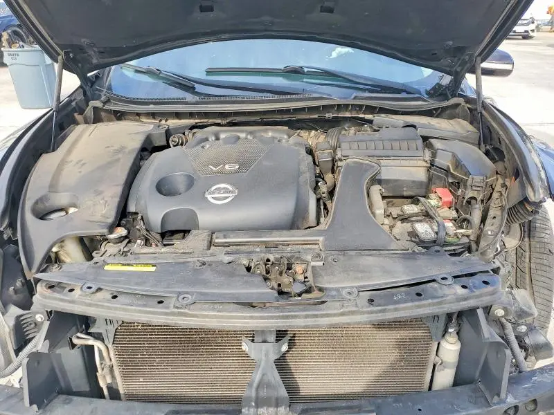 2014 NISSAN MAXIMA S  