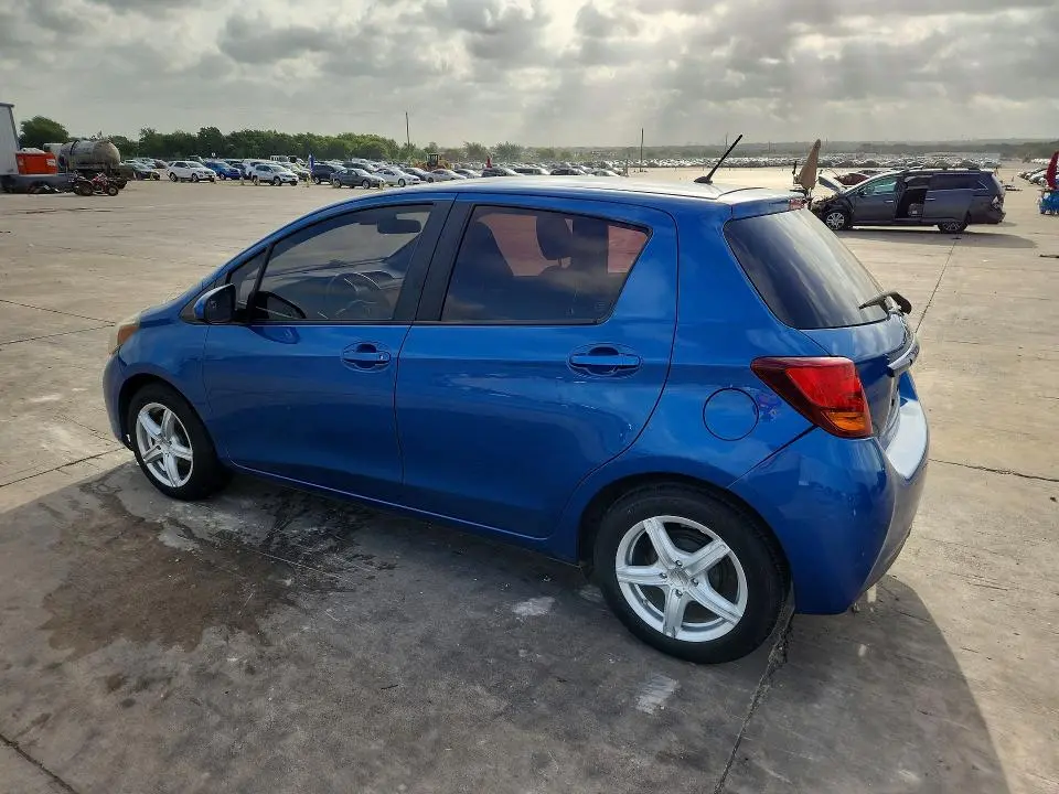 2017 TOYOTA YARIS 5-DOOR L FLEET  