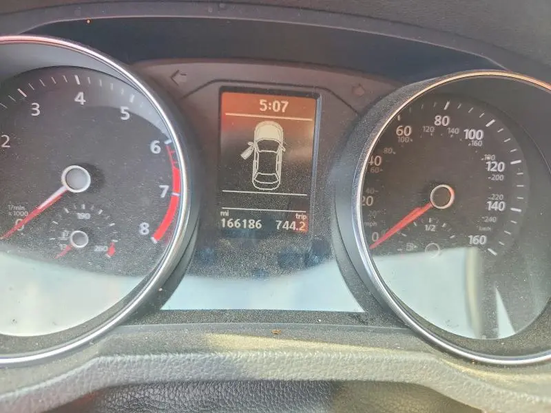 2017 VOLKSWAGEN PASSAT SE  