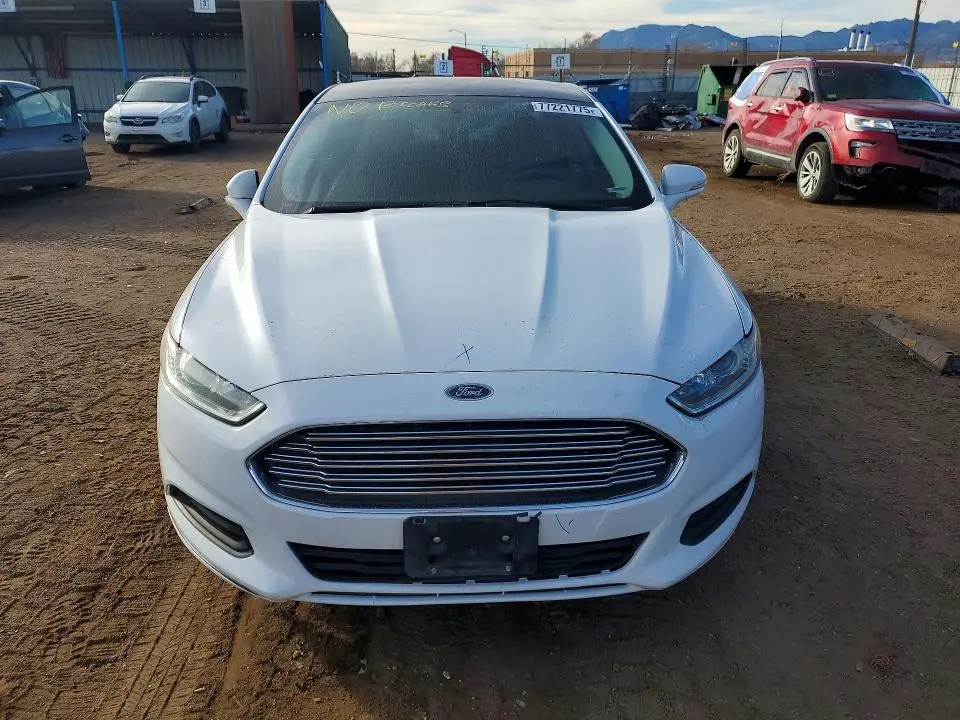 2016 FORD FUSION SE  