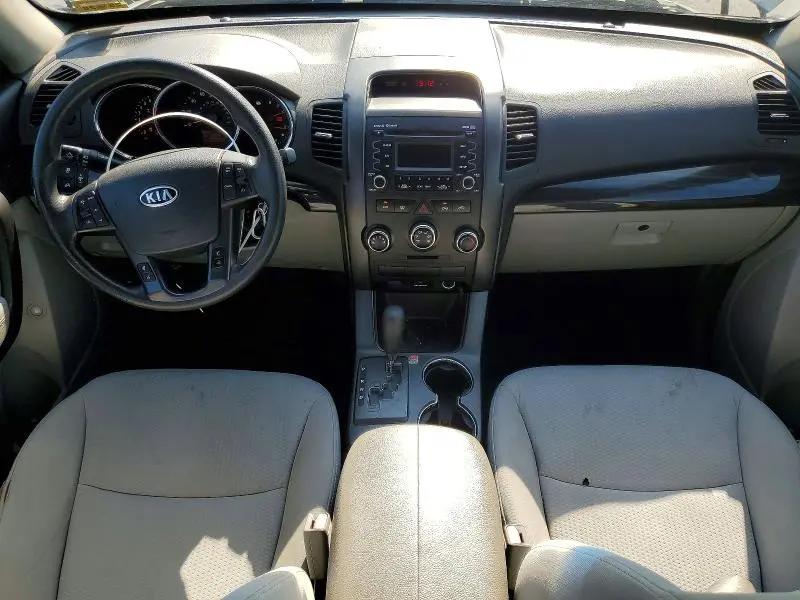 2012 KIA SORENTO LX  