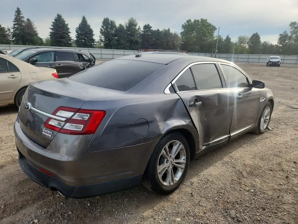 2013 FORD TAURUS SEL  