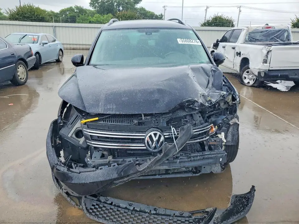 2017 VOLKSWAGEN TIGUAN   