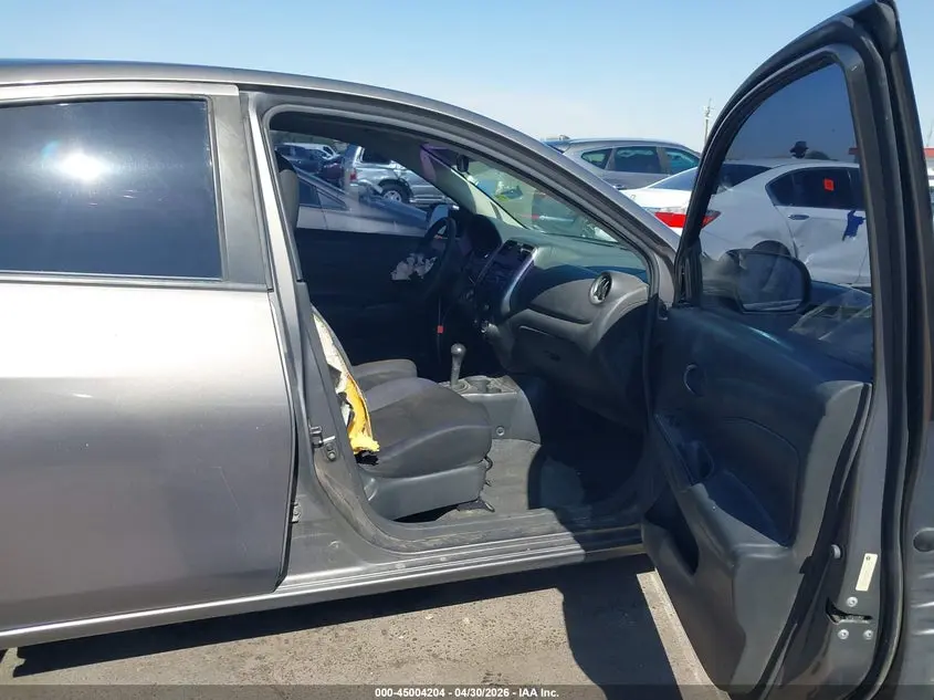 2012 NISSAN VERSA 1.6 SV
