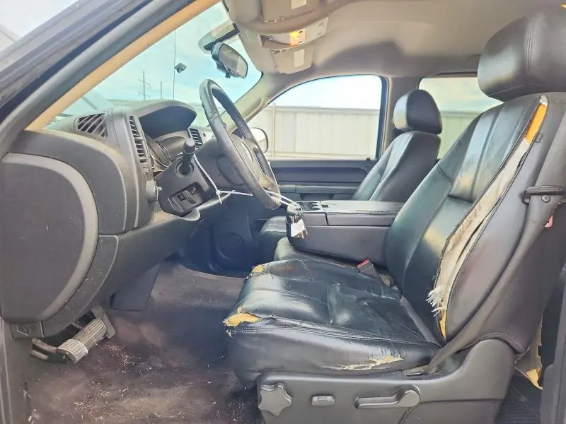 2010 CHEVROLET SILVERADO C1500 LT  