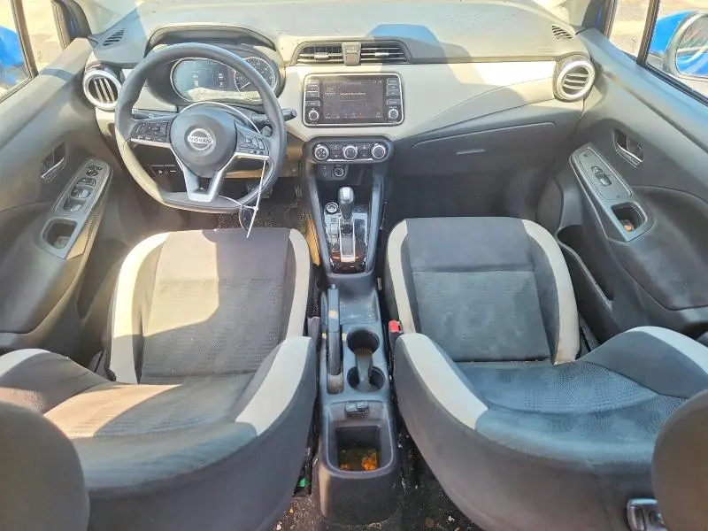2021 NISSAN VERSA SV  