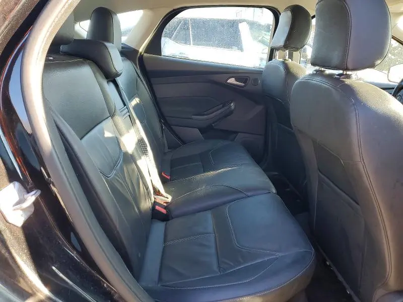 2015 FORD FOCUS TITANIUM  