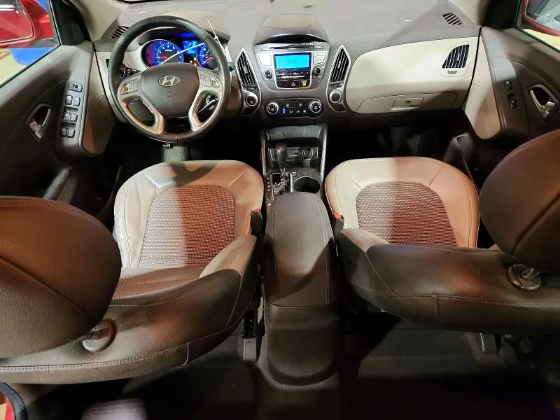 2010 HYUNDAI TUCSON GLS  