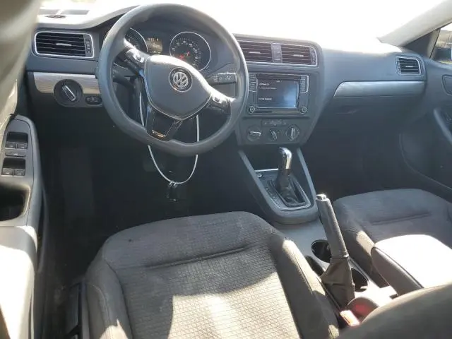2016 VOLKSWAGEN JETTA SE  
