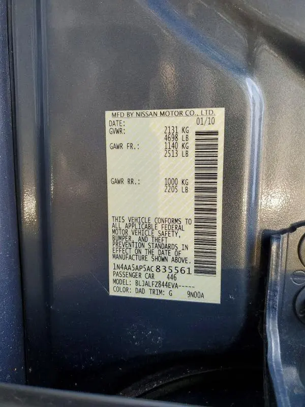 2010 NISSAN MAXIMA S  