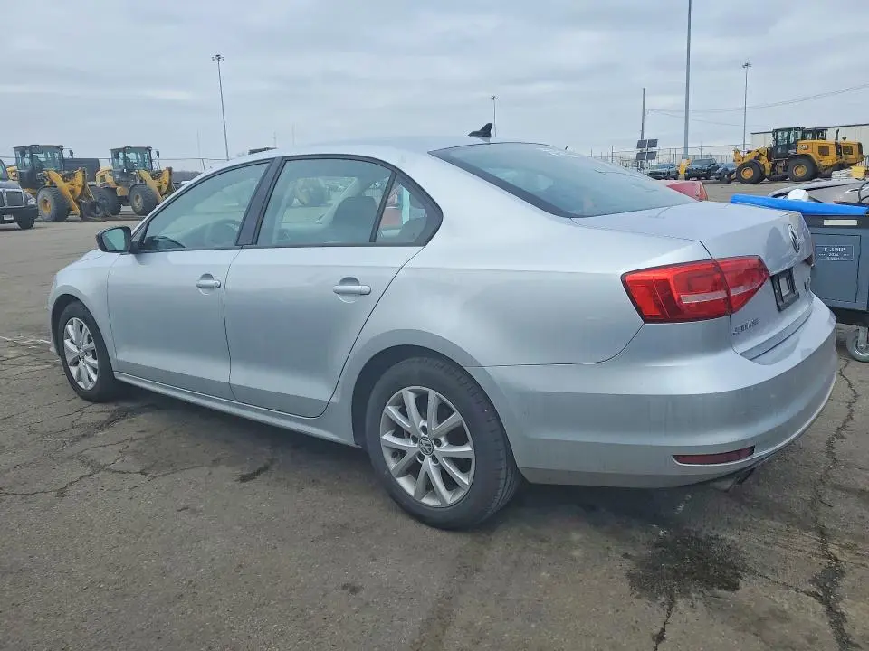 2015 VOLKSWAGEN JETTA SE  