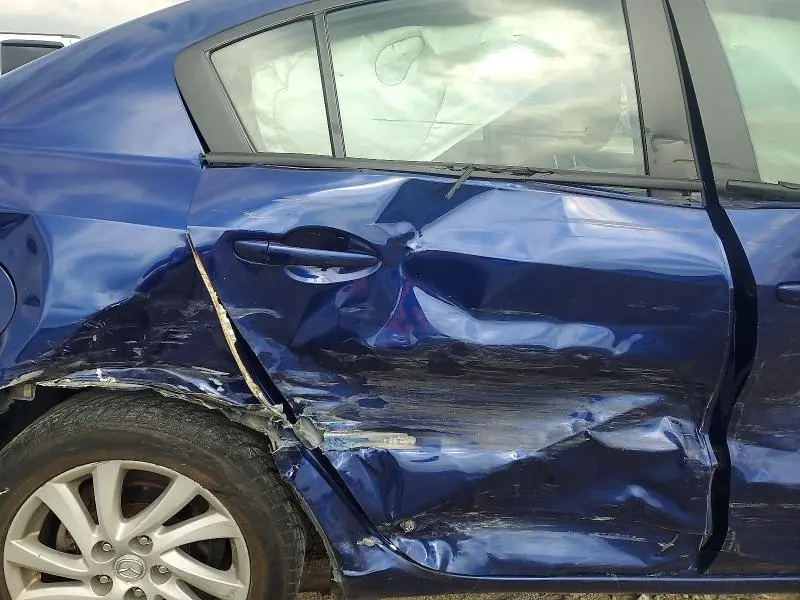 2012 MAZDA 3 I  