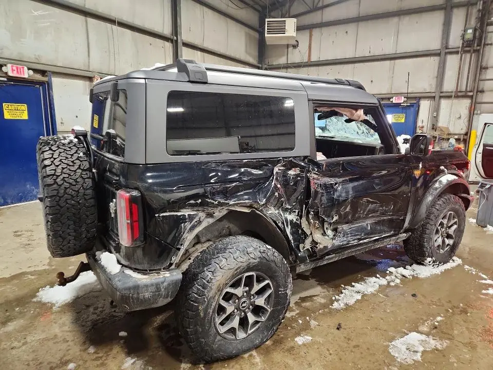 2022 FORD BRONCO BASE  