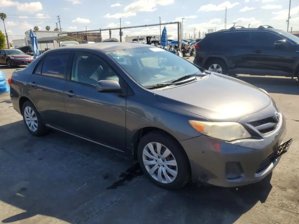 2012 TOYOTA COROLLA LE  