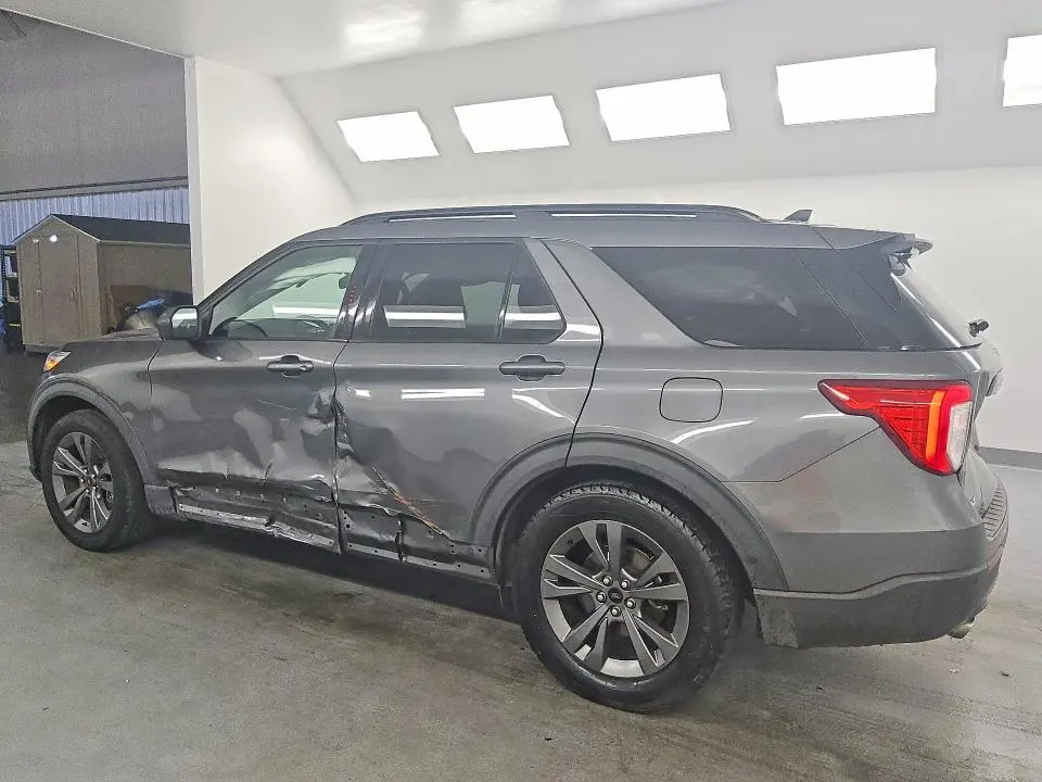 2021 FORD EXPLORER XLT  
