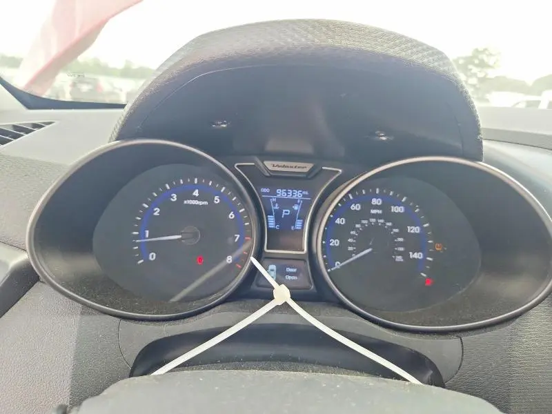 2013 HYUNDAI VELOSTER T   