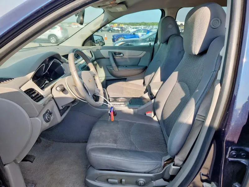 2016 CHEVROLET TRAVERSE LT  