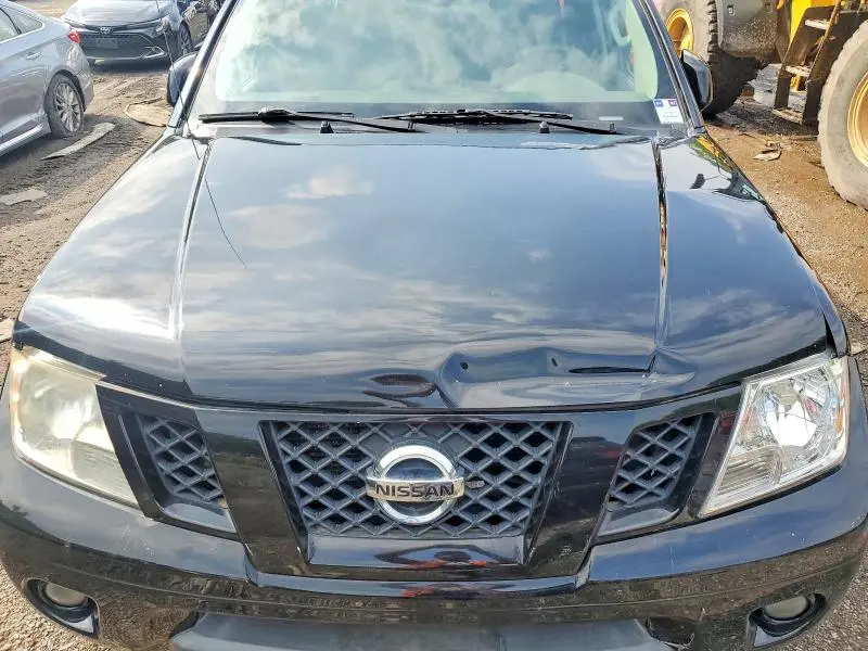 2012 NISSAN FRONTIER S  