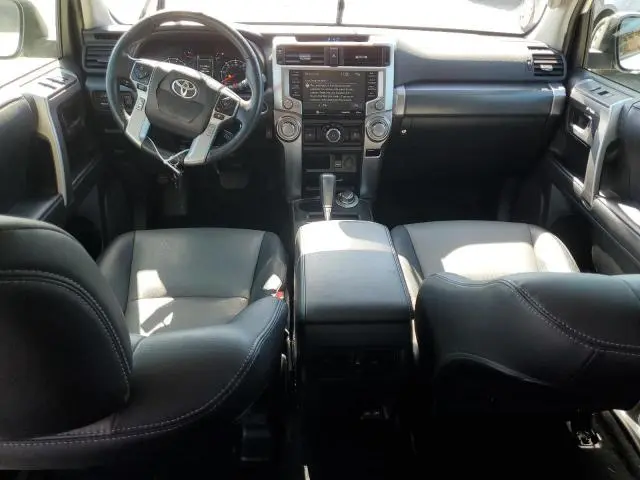 2023 TOYOTA 4RUNNER SE  