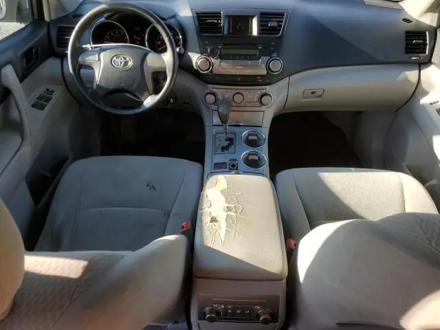 2010 TOYOTA HIGHLANDER   