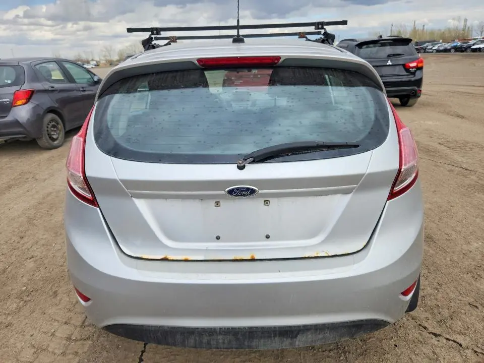 2014 FORD FIESTA SE  