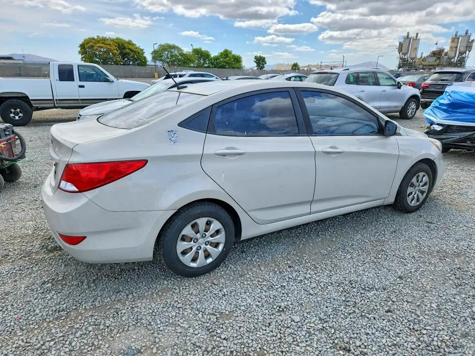2016 HYUNDAI ACCENT SE  