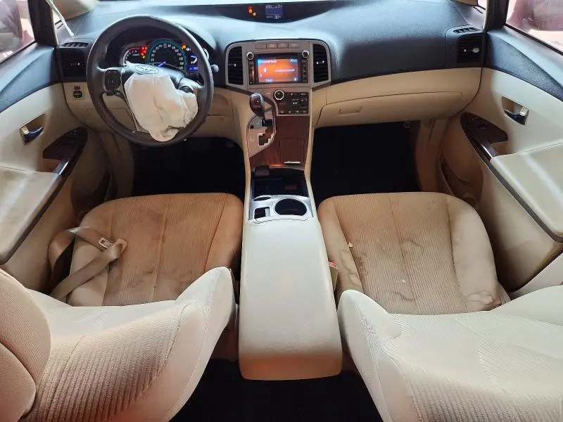 2013 TOYOTA VENZA LE  