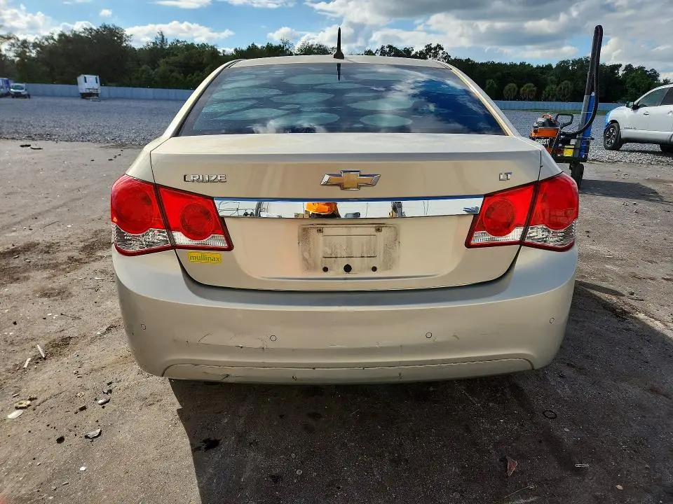 2011 CHEVROLET CRUZE LT  
