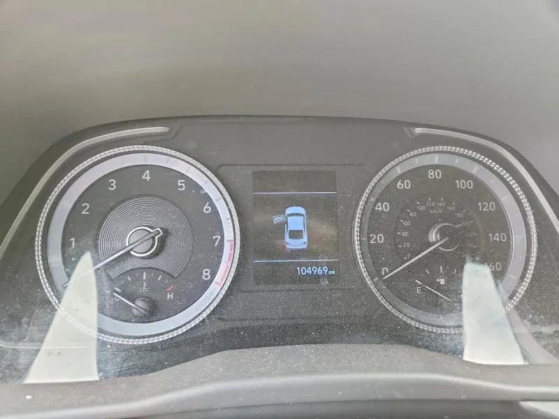 2021 HYUNDAI SONATA SE  