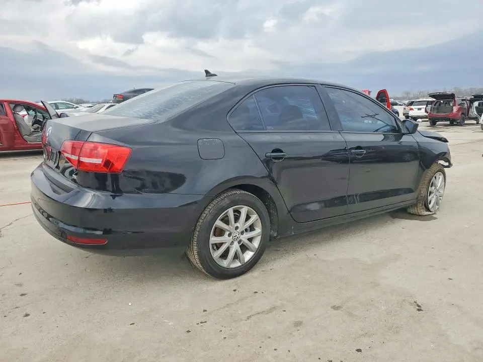 2015 VOLKSWAGEN JETTA SE  