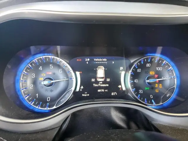 2019 CHRYSLER PACIFICA LIMITED  