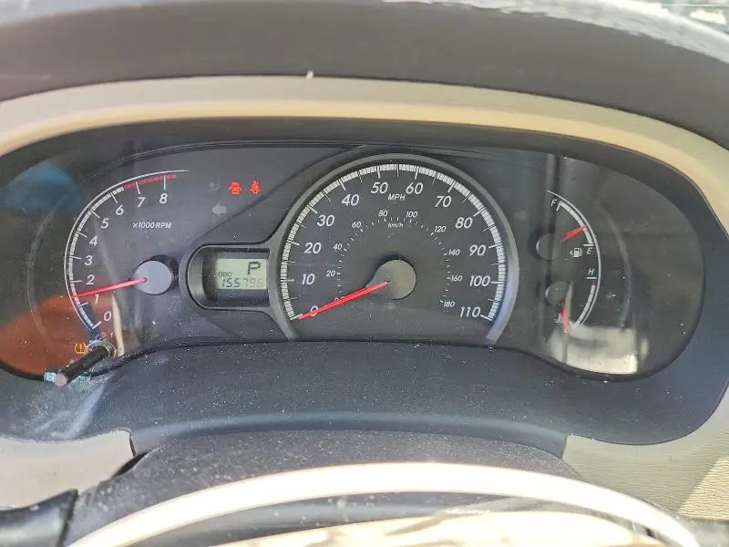 2011 TOYOTA SIENNA LE  