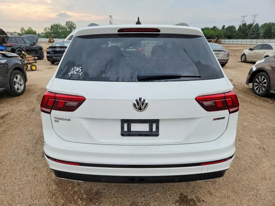 2020 VOLKSWAGEN TIGUAN SE  