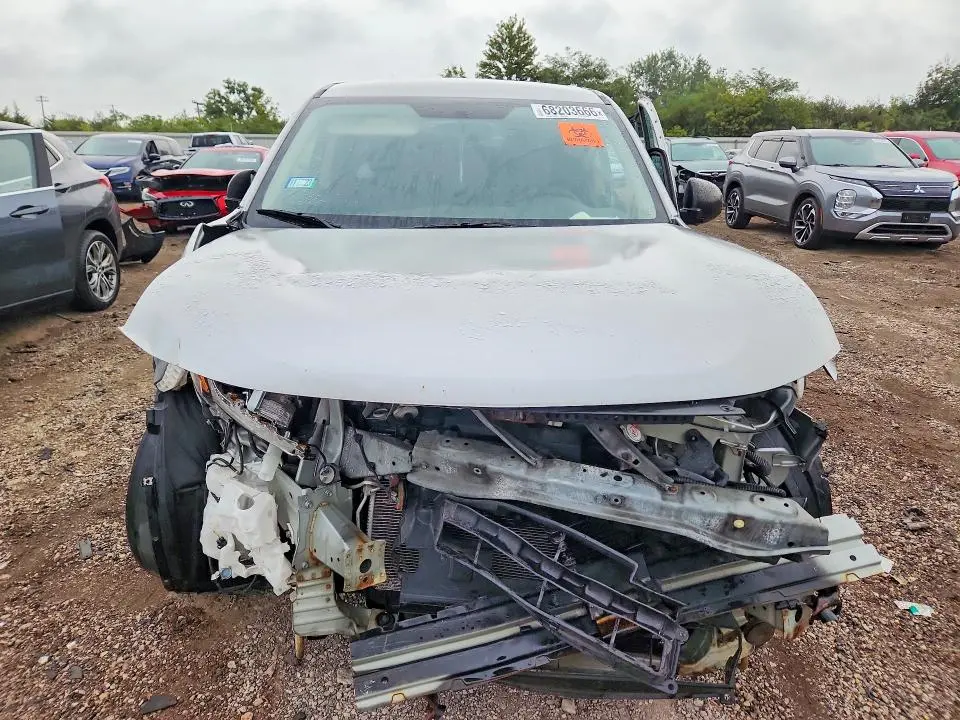 2018 MITSUBISHI OUTLANDER SE  