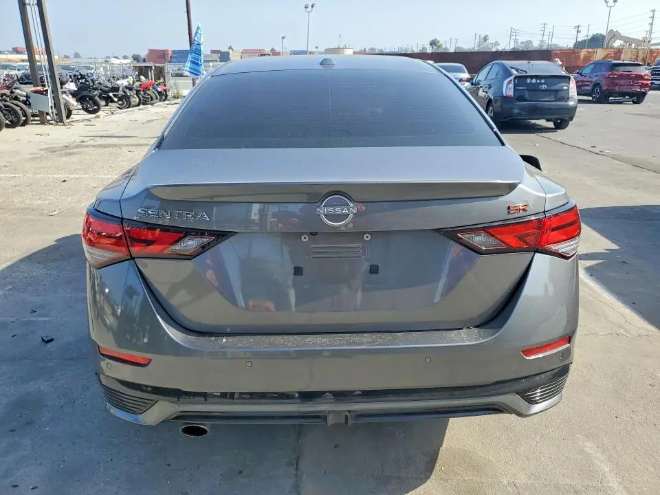 2024 NISSAN SENTRA SR  