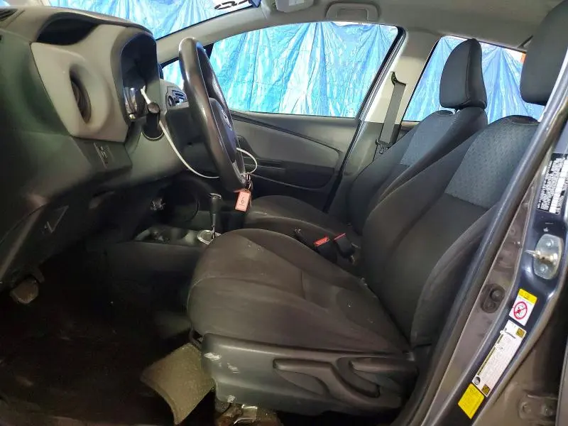 2017 TOYOTA YARIS 5-DOOR L  