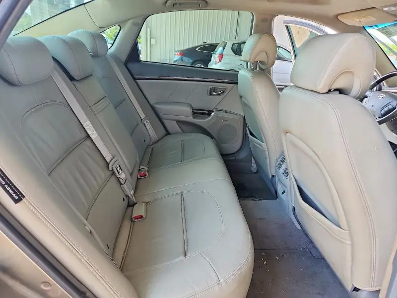 2010 HYUNDAI AZERA LIMITED  