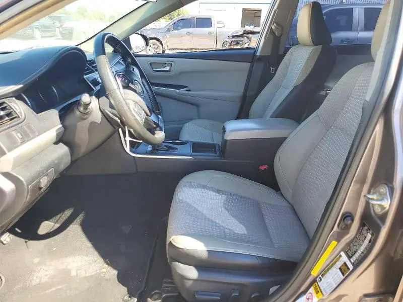 2015 TOYOTA CAMRY SE  