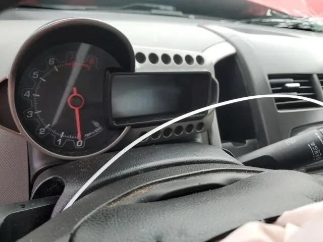 2014 CHEVROLET SONIC LT  