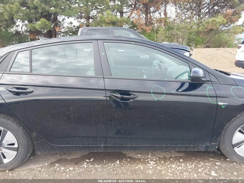 2020 HYUNDAI IONIQ HYBRID BLUE