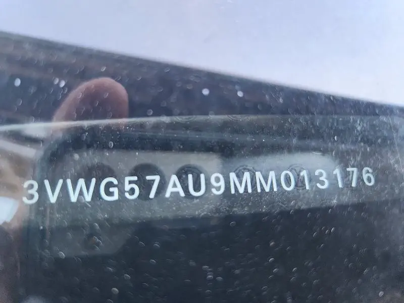 2021 VOLKSWAGEN GOLF   
