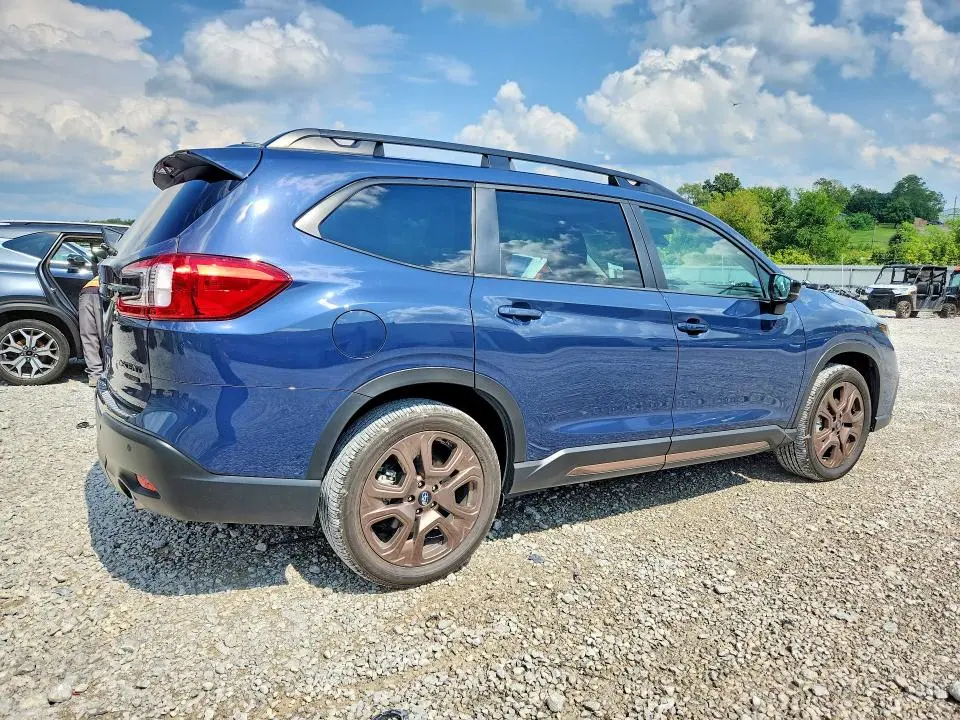 2025 SUBARU ASCENT LIMITED  