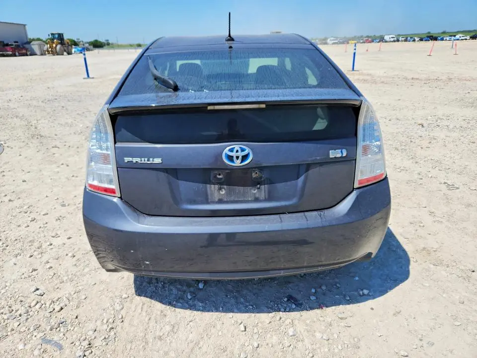 2011 TOYOTA PRIUS TWO  