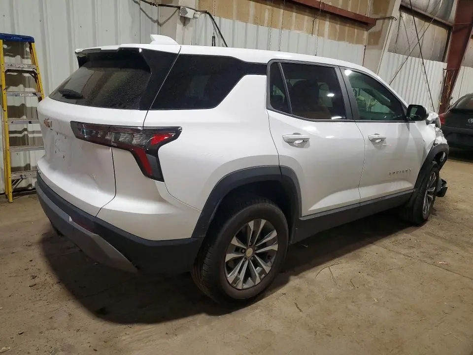 2025 CHEVROLET EQUINOX LT  